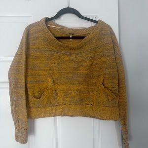 Free People cropped Sweater. Size Small